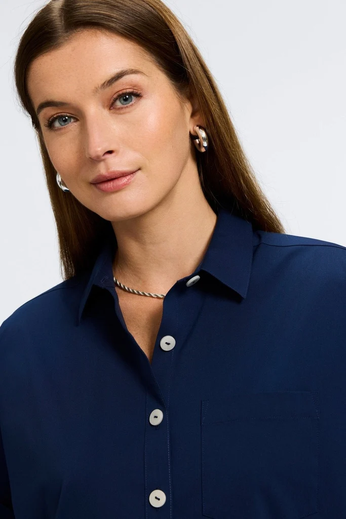 Abigail No Iron Stretch Short Sleeve Shirt - Image 3