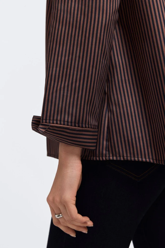 Agnes Brown Stripe Floral Long Sleeve Popover Shirt - Image 4