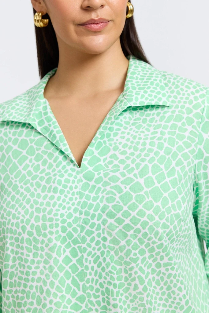 Agnes Plus Linen Giraffe 3/4 Sleeve Popover Shirt - Image 7