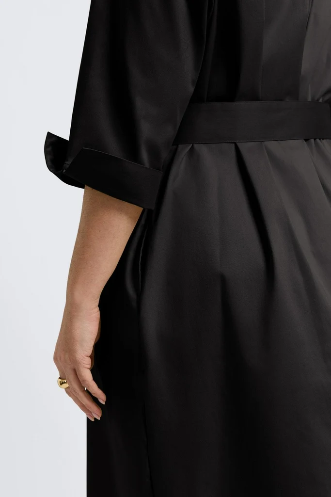 Agnes Plus Stretch Matte Sateen 3/4 Sleeve Dress - Image 9