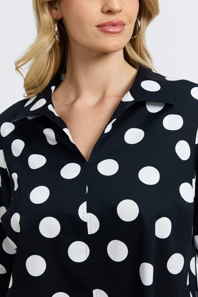 Agnes Plus Polka Dot 3/4 Sleeve Popover Shirt - Image 10