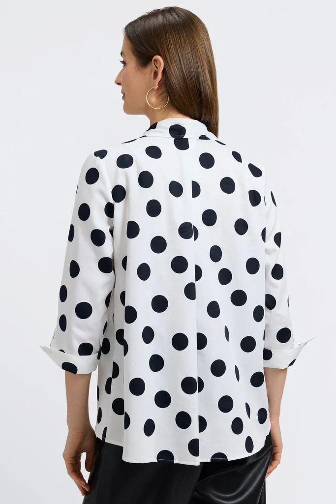 Agnes Polka Dot 3/4 Sleeve Popover Shirt - Image 11