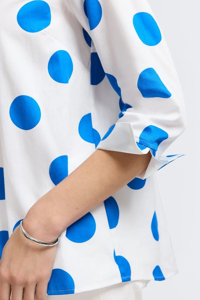 Agnes Springtime Dot 3/4 Sleeve Popover Shirt - Image 4