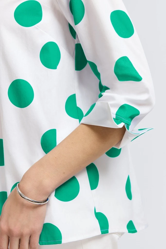 Agnes Springtime Dot 3/4 Sleeve Popover Shirt - Image 8