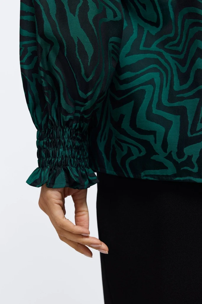 Alicia Zebra Jacquard Long Sleeve Popover Shirt - Image 3