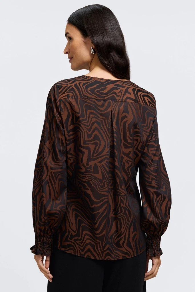 Alicia Zebra Jacquard Long Sleeve Popover Shirt - Image 9