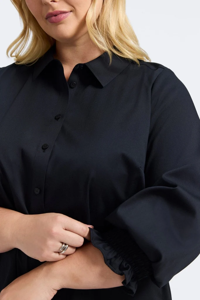 Avril Plus Stretch Matte Sateen Long Sleeve Shirt - Image 12