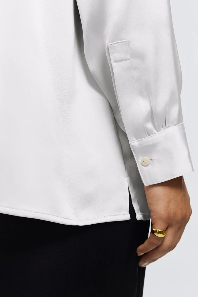 Bianca Plus Beyond Silk Long Sleeve Shirt - Image 17