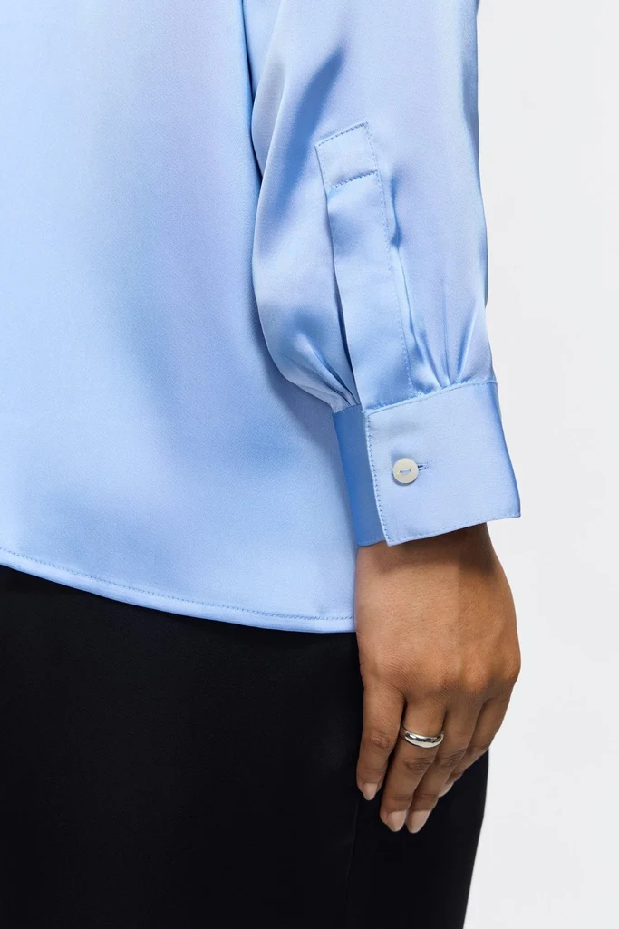 Bianca Plus Beyond Silk Long Sleeve Shirt - Image 7
