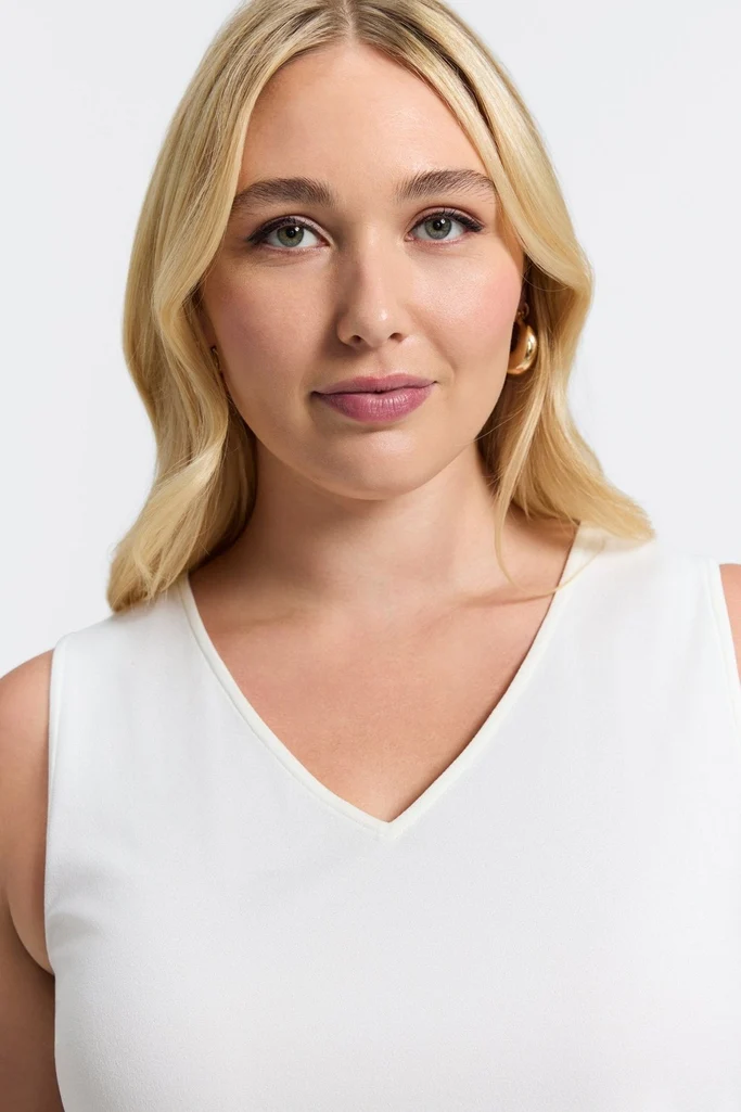 Callie Plus Knit Crepe Reversible Sleeveless Tank - Image 13
