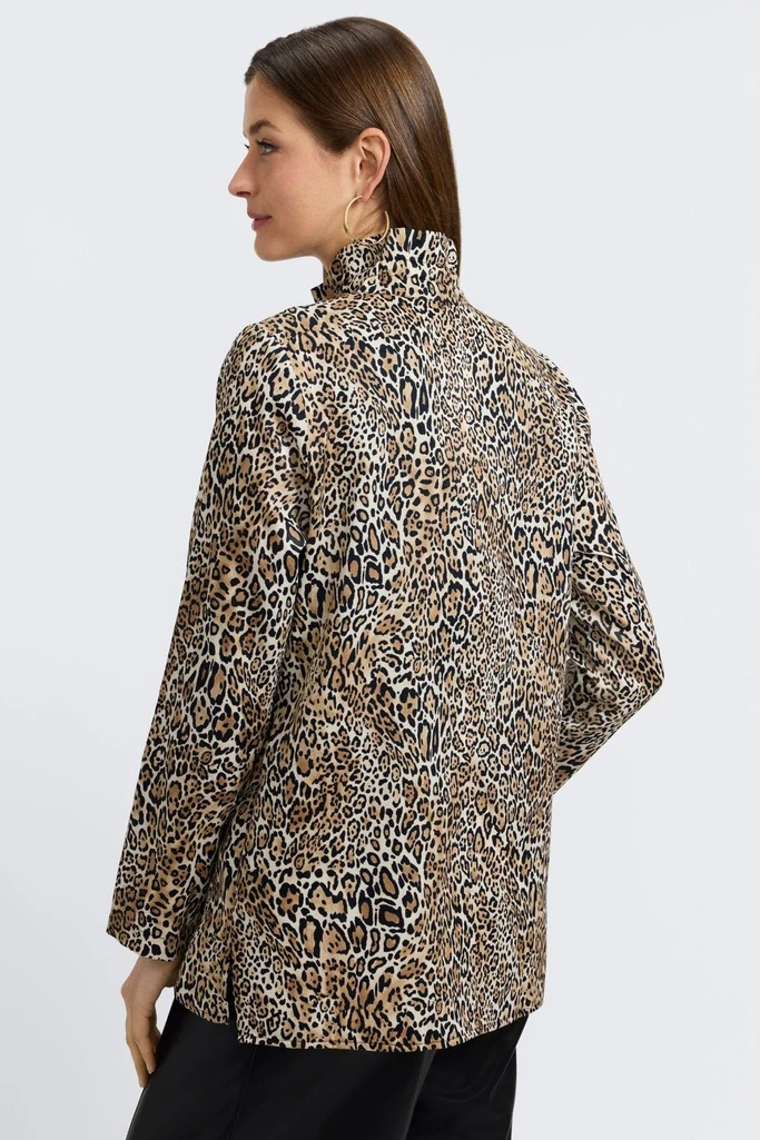 Carolina Playful Animal Long Sleeve Shirt Jacket - Image 5