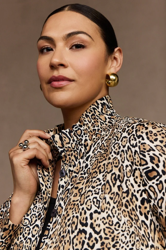 Carolina Plus Playful Animal Long Sleeve Shirt Jacket - Image 3