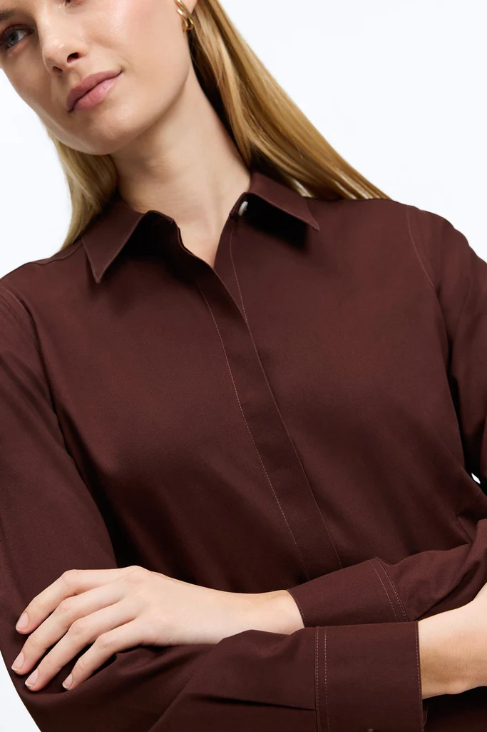 Cici No Iron Pinpoint Long Sleeve Tunic - Image 24