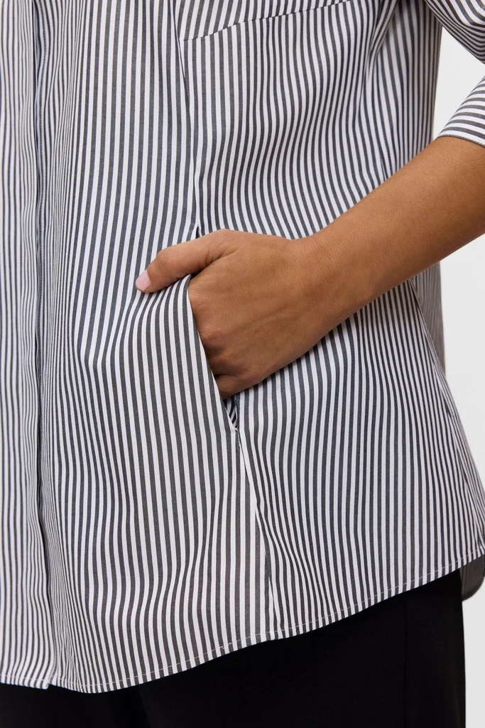 Cici Plus No Iron Pinpoint Striped 3/4 Sleeve Tunic - Image 3