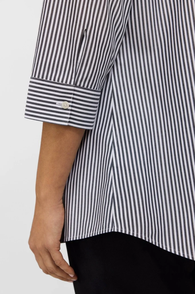 Cici Plus No Iron Pinpoint Striped 3/4 Sleeve Tunic - Image 4