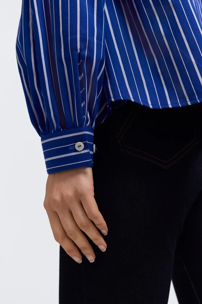 Daphne Classic Wide Stripe Long Sleeve Popover Shirt - Image 7