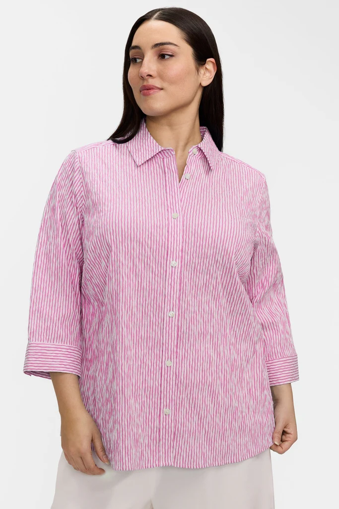 Hampton Plus Crinkle Jacquard 3/4 Sleeve Shirt - Image 4