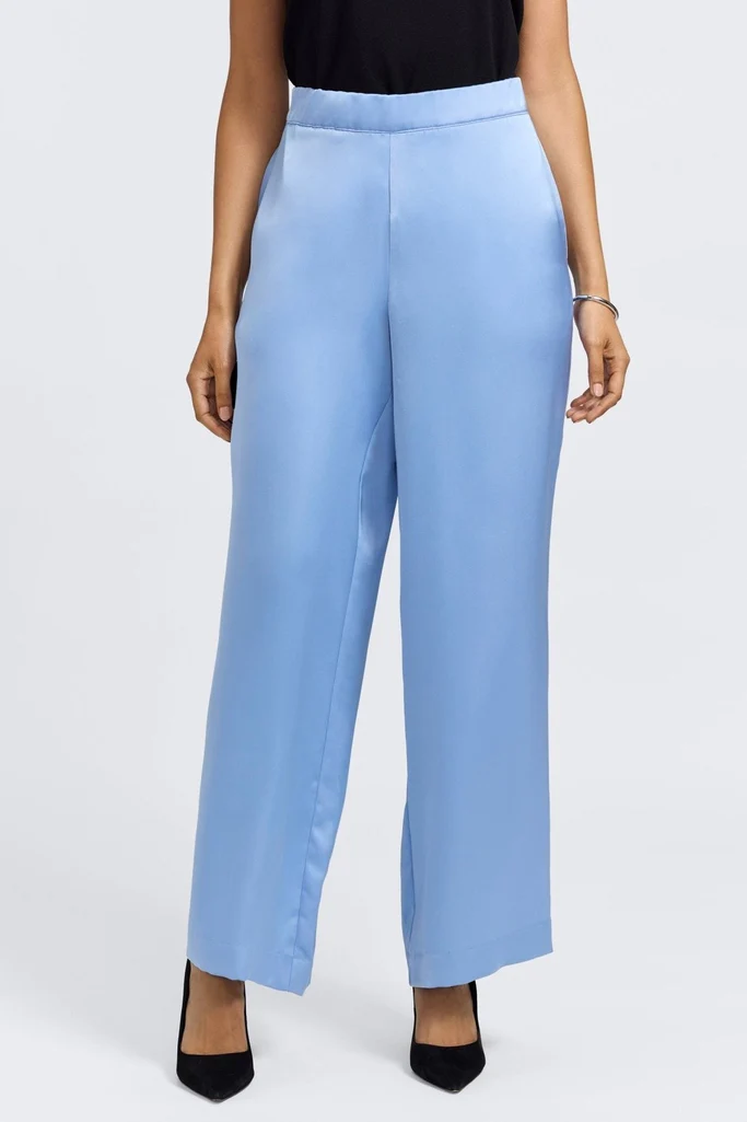 Hostess Beyond Silk Pull on Pant - Image 11