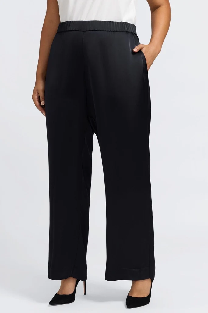 Hostess Plus Beyond Silk Pull on Pant - Image 4