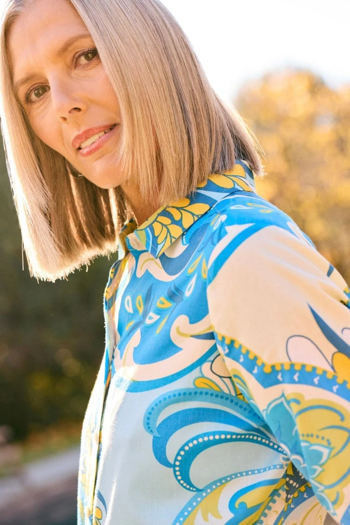 Margie Tropical Jacobean 3/4 Sleeve Shirt - Image 3