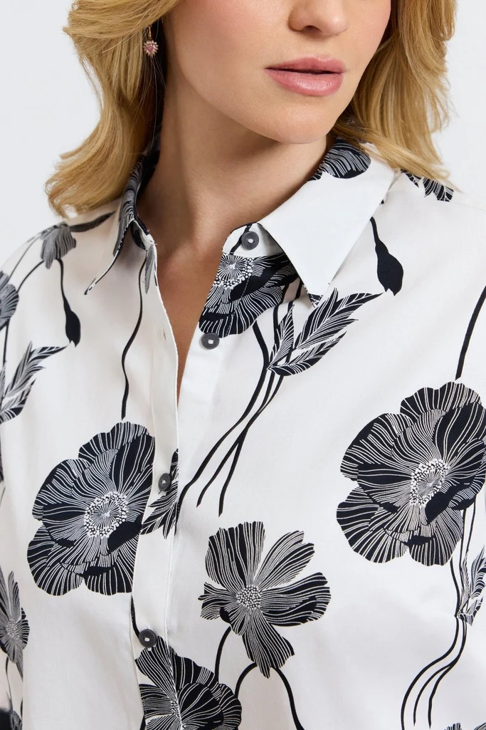 Margie Plus Poppy 3/4 Sleeve Shirt - Image 3