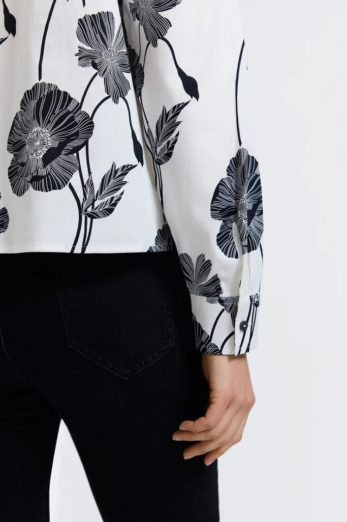 Marina Poppy Long Sleeve Short Shirt - Image 4