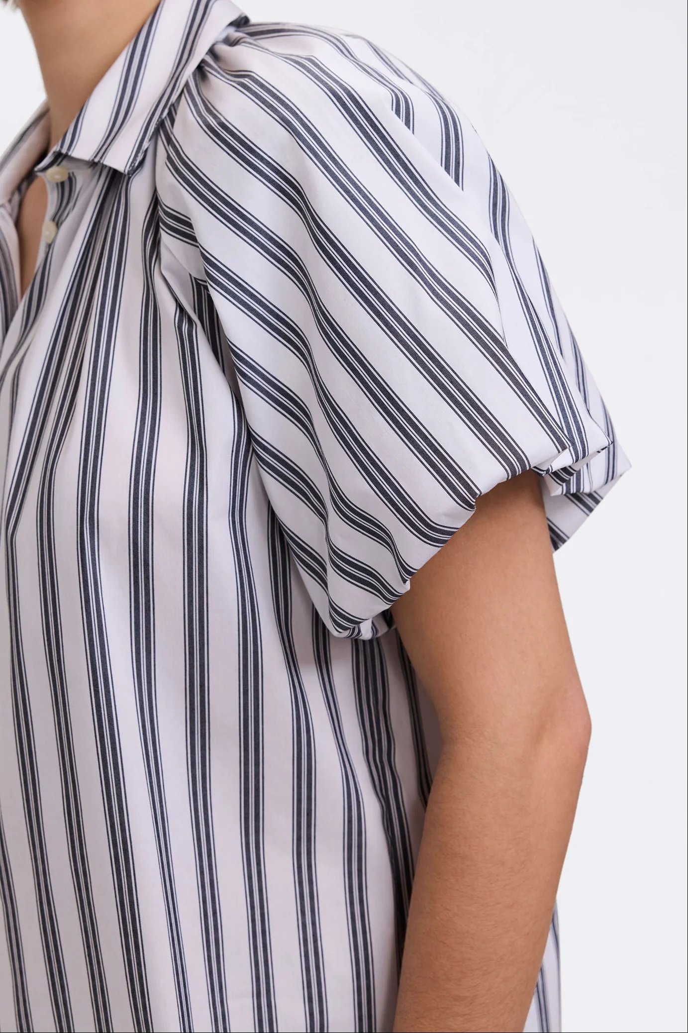 Paula Plus Striped Puff Sleeve Shirt - Image 2
