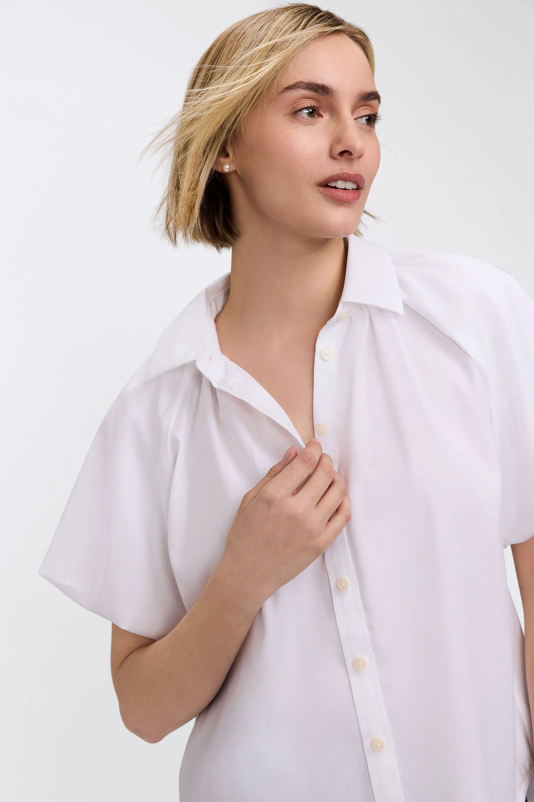 Paula Solid Puff Sleeve Shirt - Image 3