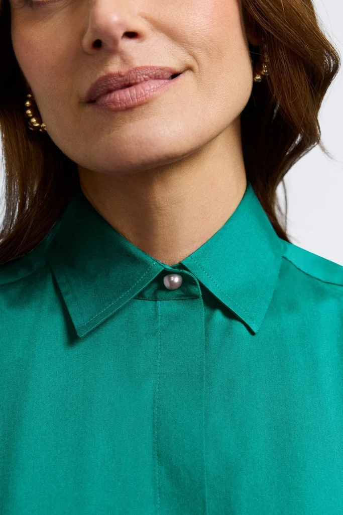 Pearl Stretch Matte Sateen Long Sleeve Shirt - Image 18