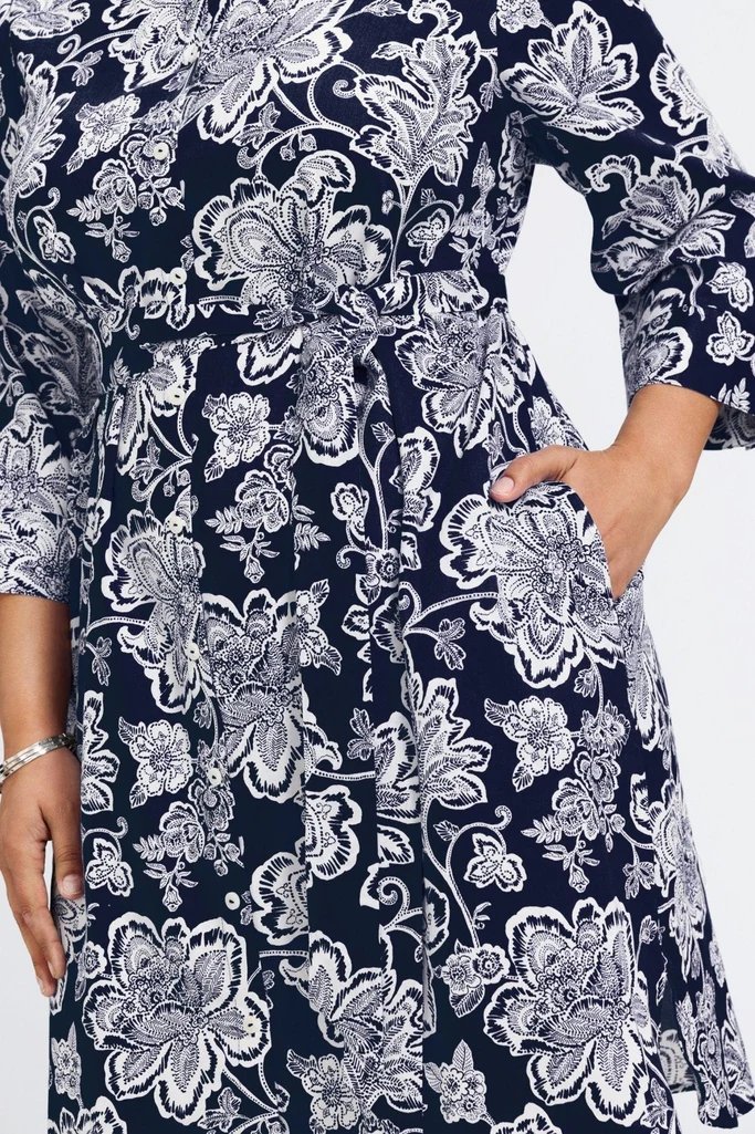 Rocca Plus Woodblock Floral 3/4 Sleeve Dress - Image 3