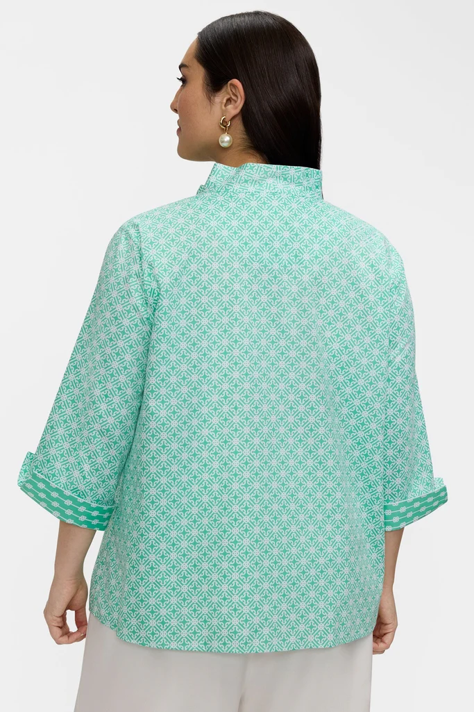Tammy Plus Geo Lattice 3/4 Sleeve Popover Shirt - Image 3