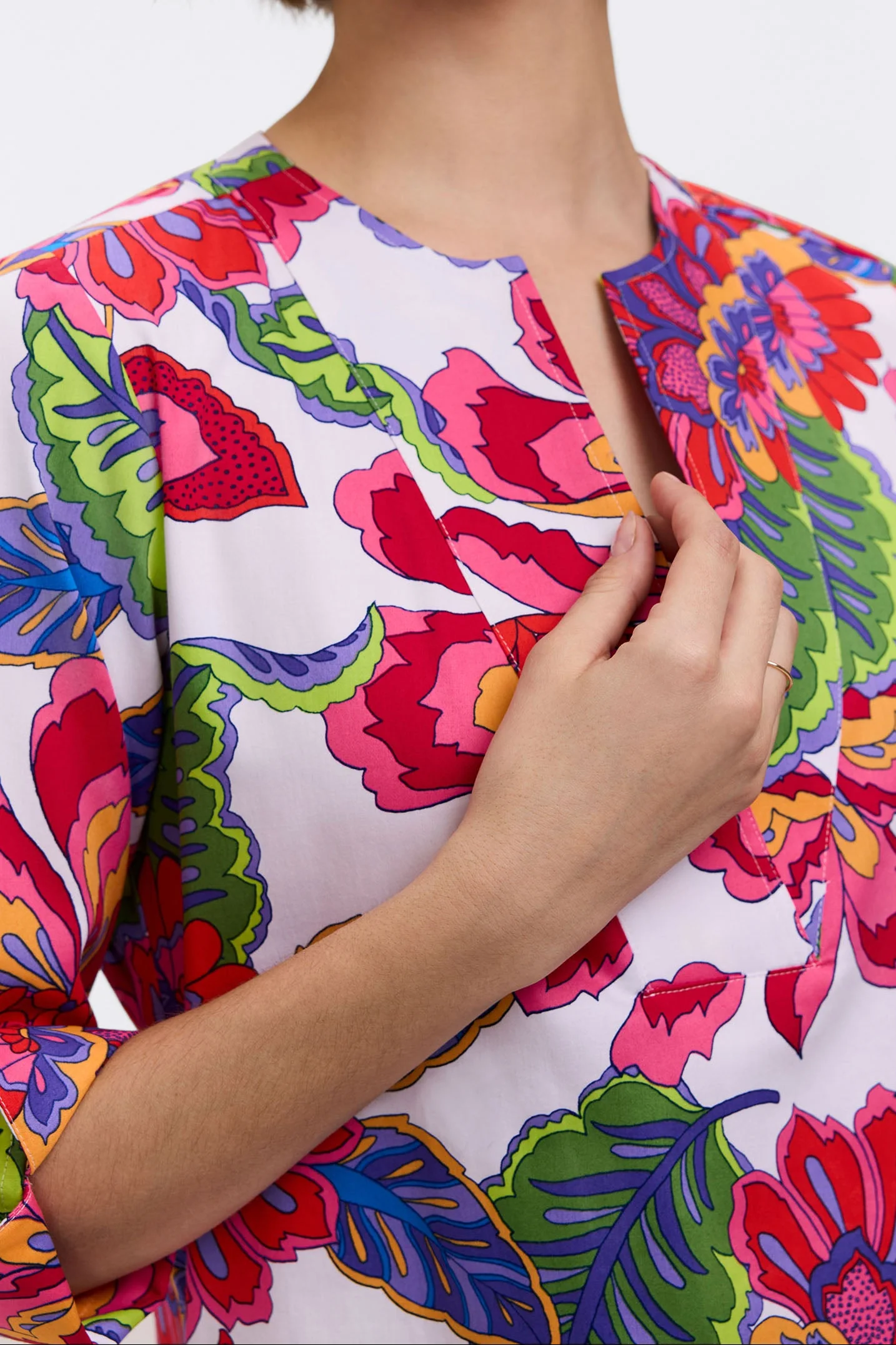 Vena Plus Paradise Blooms 3/4 Sleeve Dress - Image 2