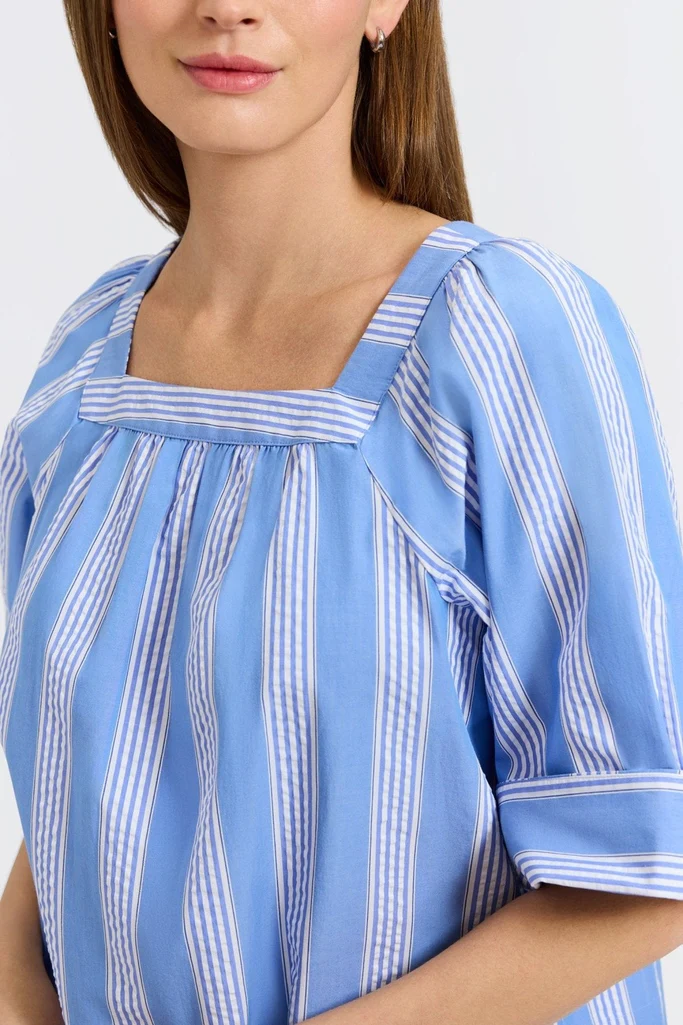 Violet Seersucker Variegated Stripe Elbow Sleeve Popover Shirt - Image 5