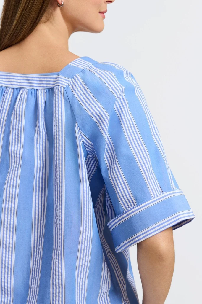 Violet Seersucker Variegated Stripe Elbow Sleeve Popover Shirt - Image 7